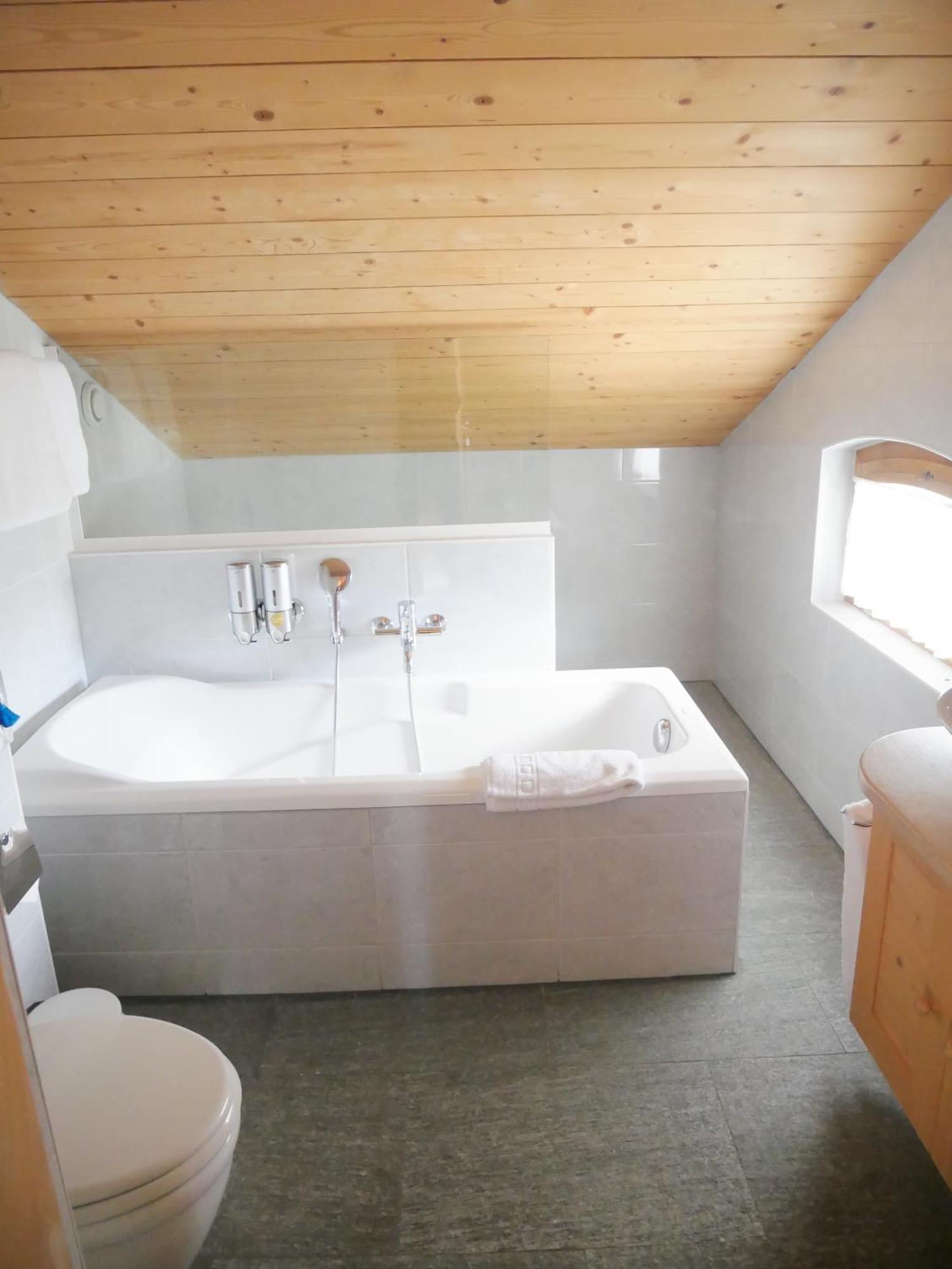 Between Boutique Hotel Chamoson المظهر الخارجي الصورة