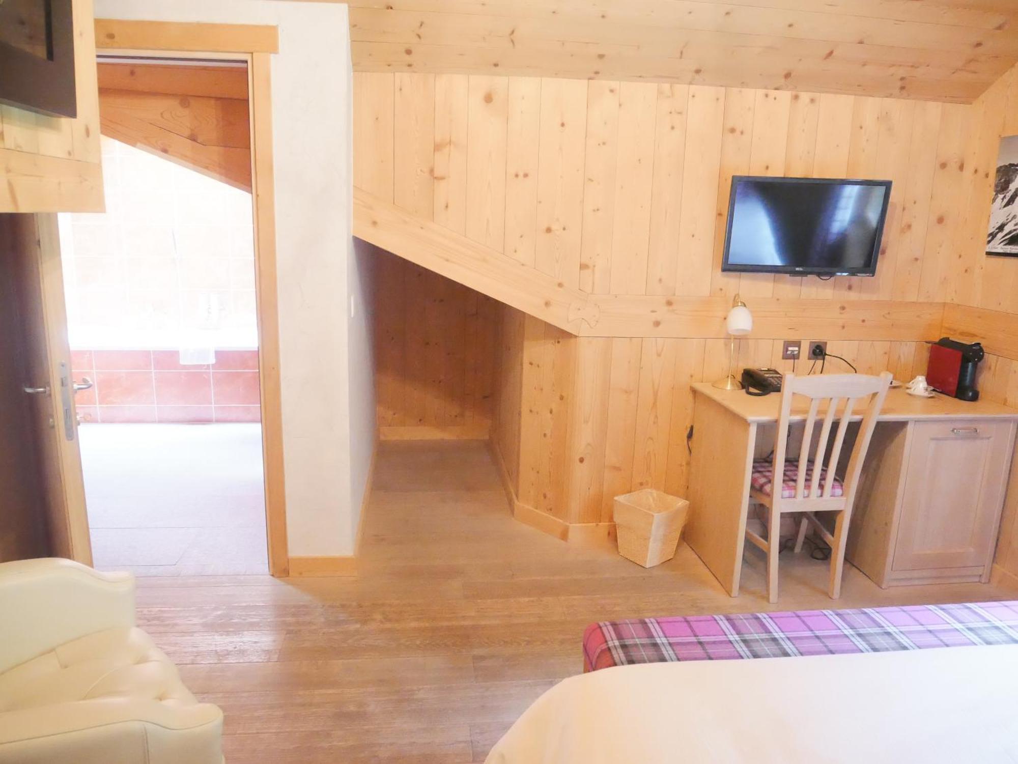 Between Boutique Hotel Chamoson المظهر الخارجي الصورة